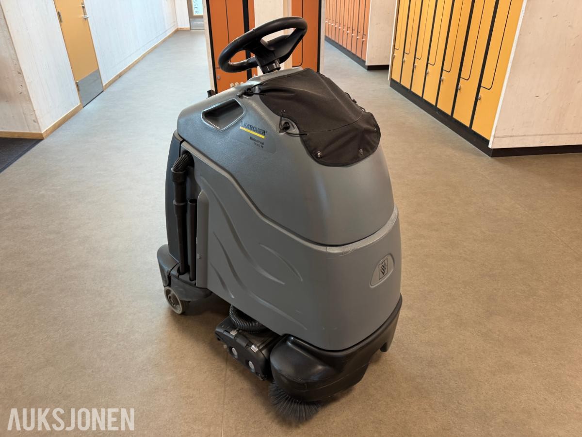 2018 Karcher CV 60/2 RS stående teppebørstesuger