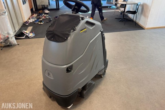 2018 Karcher CV 60/2 RS stående teppebørstesuger