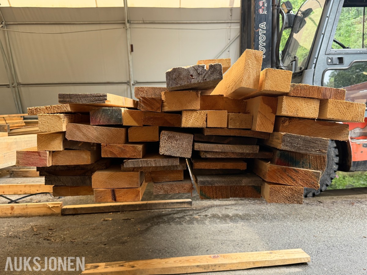 CA. 180 LM DIVERSE PLANK OVERSKUDDSPARTI - UBRUKT