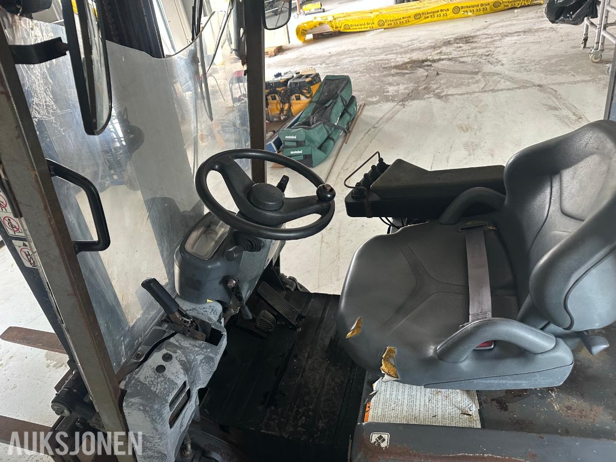 2003 TCM Truck FB15-7 VM 330-81E
