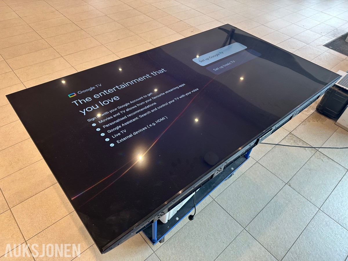 2024 TCL 75QLED780K 75 tommer QLED Google TV med Targus AEM350EUZ 4K konferansesystem