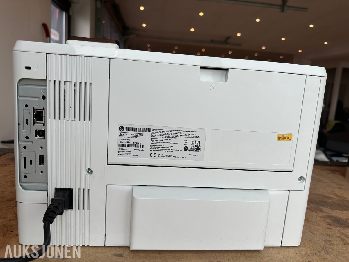 2 stk HP LaserJet Enterprise M506dn og Targus videokonferansesystem
