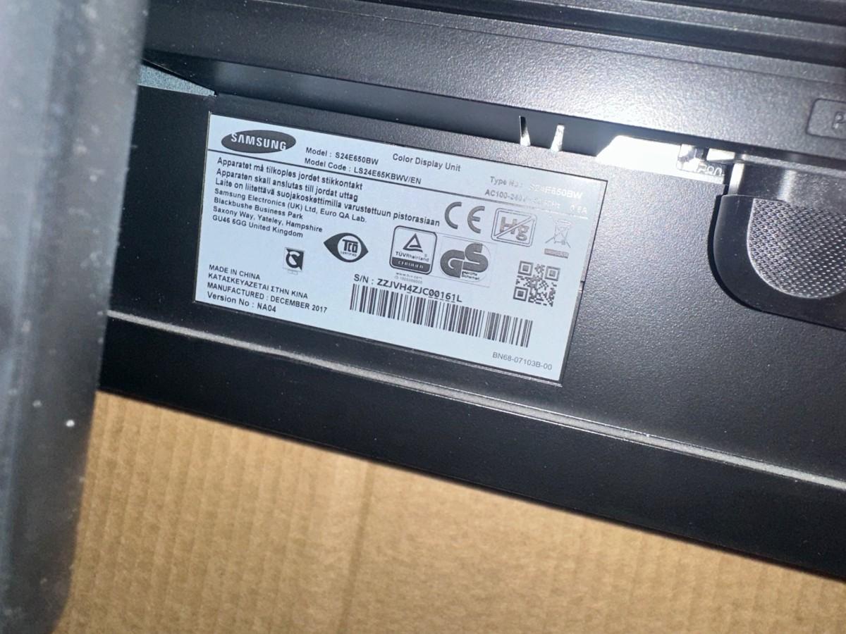 Samsung PC-skjermer, Canon blekk, Fellowes rulleskjærer og kontortilbehør
