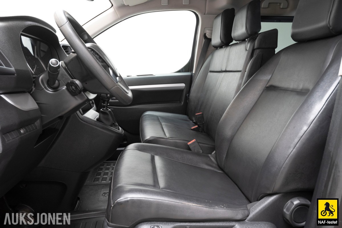 2017 Peugeot TRAVELLER 116HK HDI 9-SETER HENGERFESTE ADAPTIV CRUISE KAMERA KUNSTSKINN