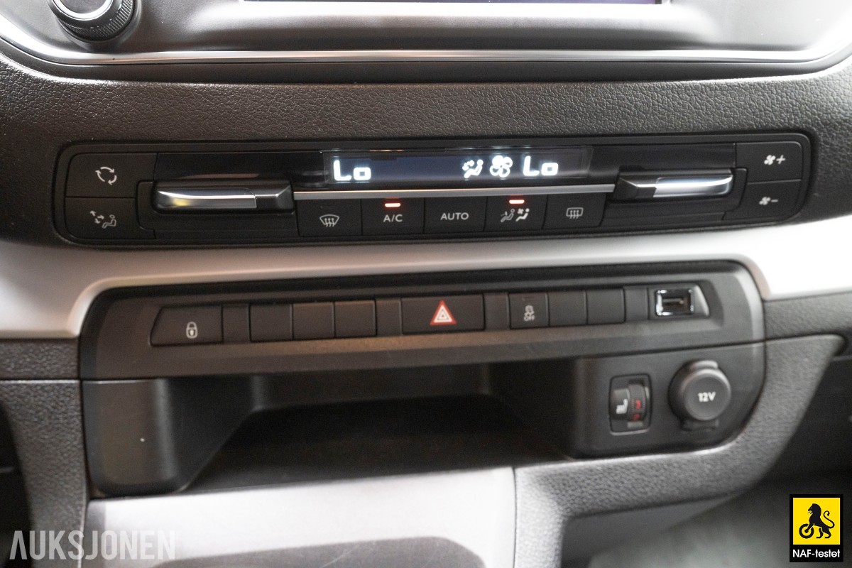 2017 Peugeot TRAVELLER 116HK HDI 9-SETER HENGERFESTE ADAPTIV CRUISE KAMERA KUNSTSKINN
