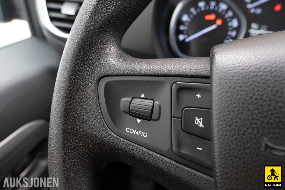 2017 Peugeot TRAVELLER 116HK HDI 9-SETER HENGERFESTE ADAPTIV CRUISE KAMERA KUNSTSKINN