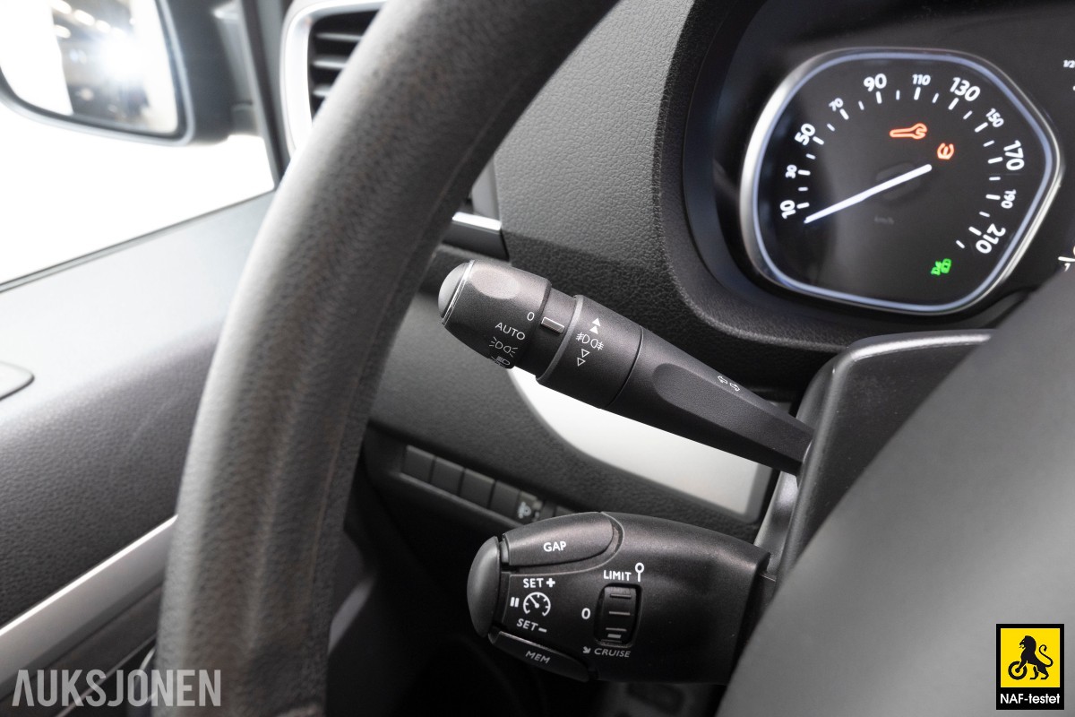 2017 Peugeot TRAVELLER 116HK HDI 9-SETER HENGERFESTE ADAPTIV CRUISE KAMERA KUNSTSKINN