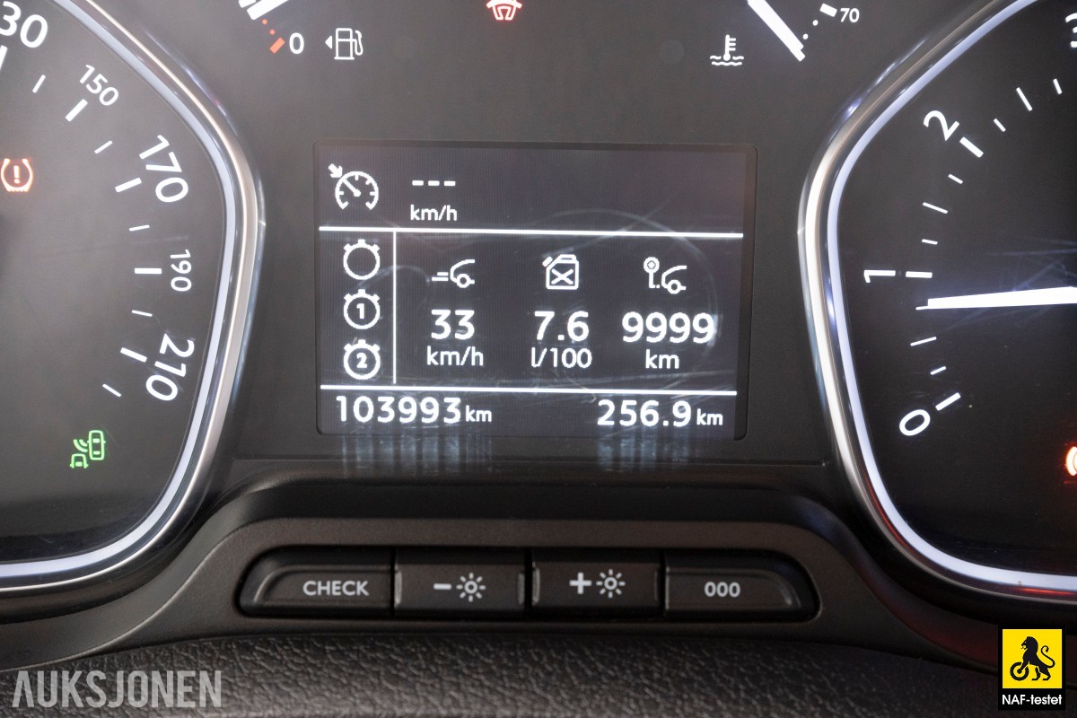 2017 Peugeot TRAVELLER 116HK HDI 9-SETER HENGERFESTE ADAPTIV CRUISE KAMERA KUNSTSKINN
