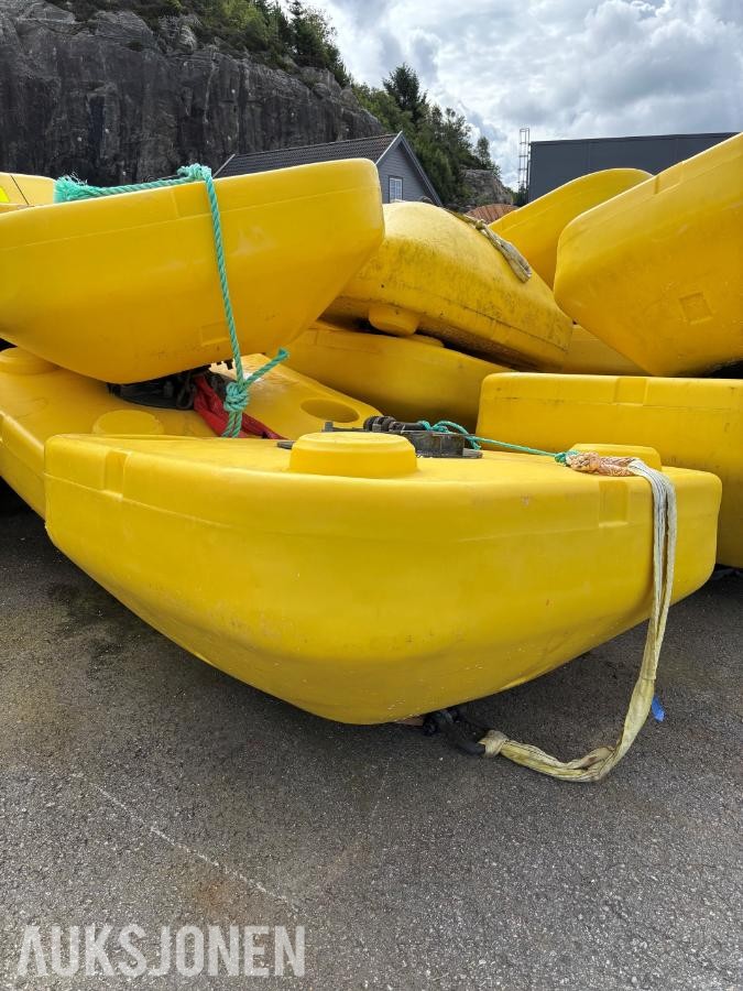 20 stk bøyer på 1500 liter