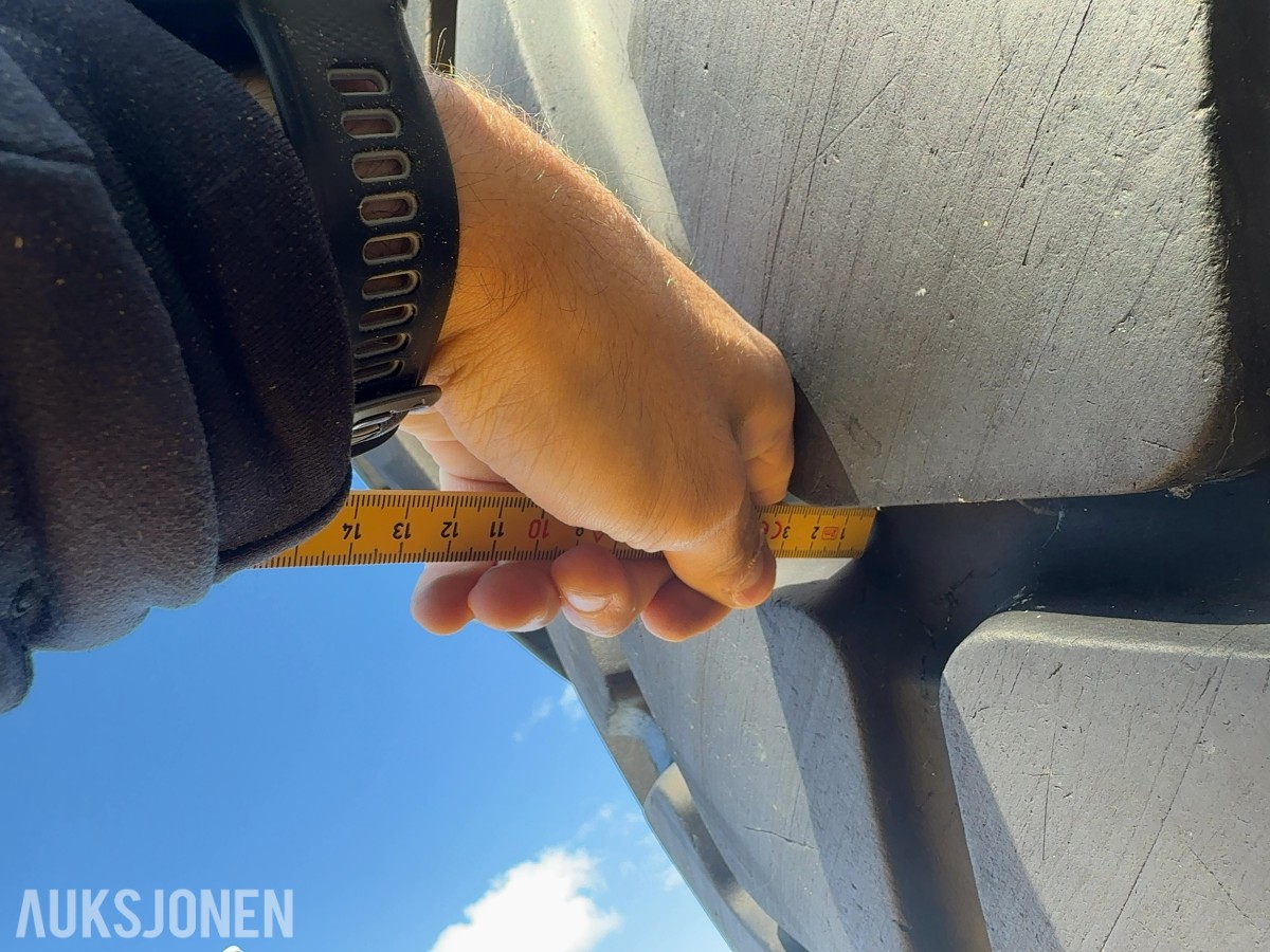 4 stk. Michelin 750/65 R25 hjullasterdekk m/felg – Volvo L120