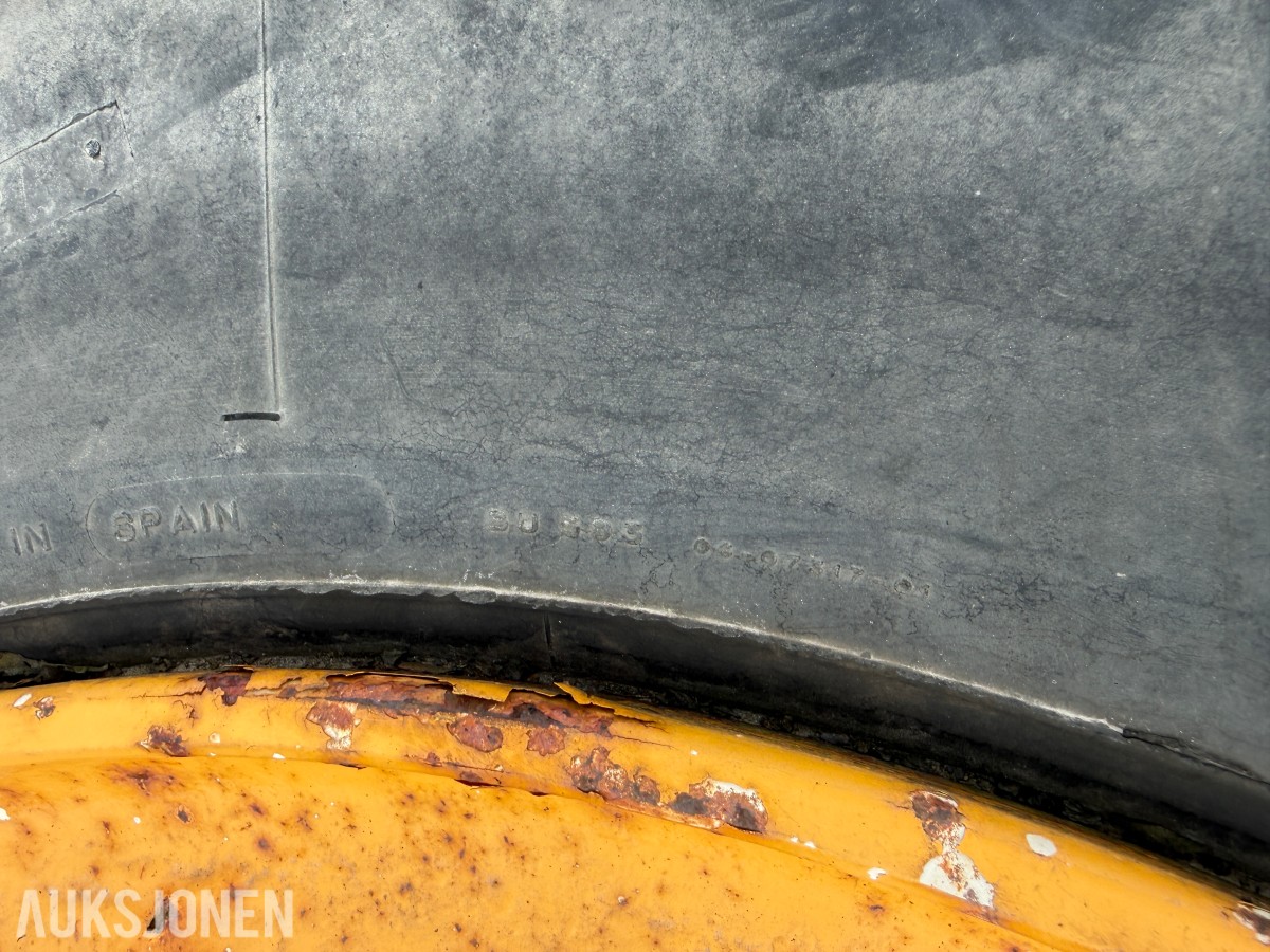 4 stk. Michelin 750/65 R25 hjullasterdekk m/felg – Volvo L120