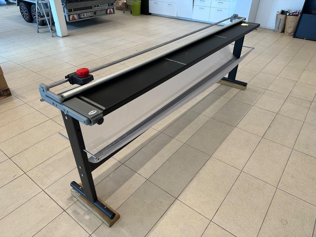 2019 Neolt Trim 250 manuell rulleskjærer – 250 cm
