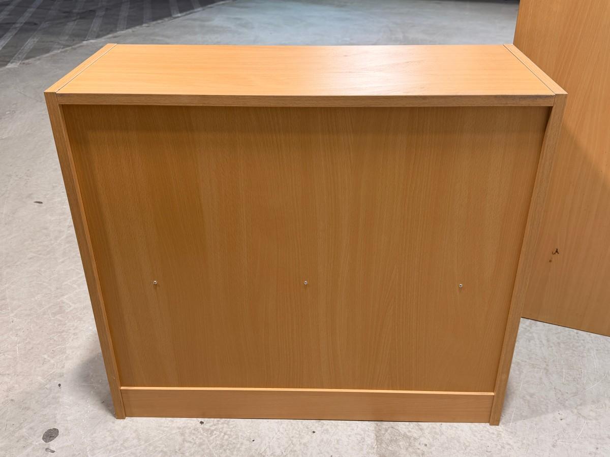 4 stk hyller/reoler i tre