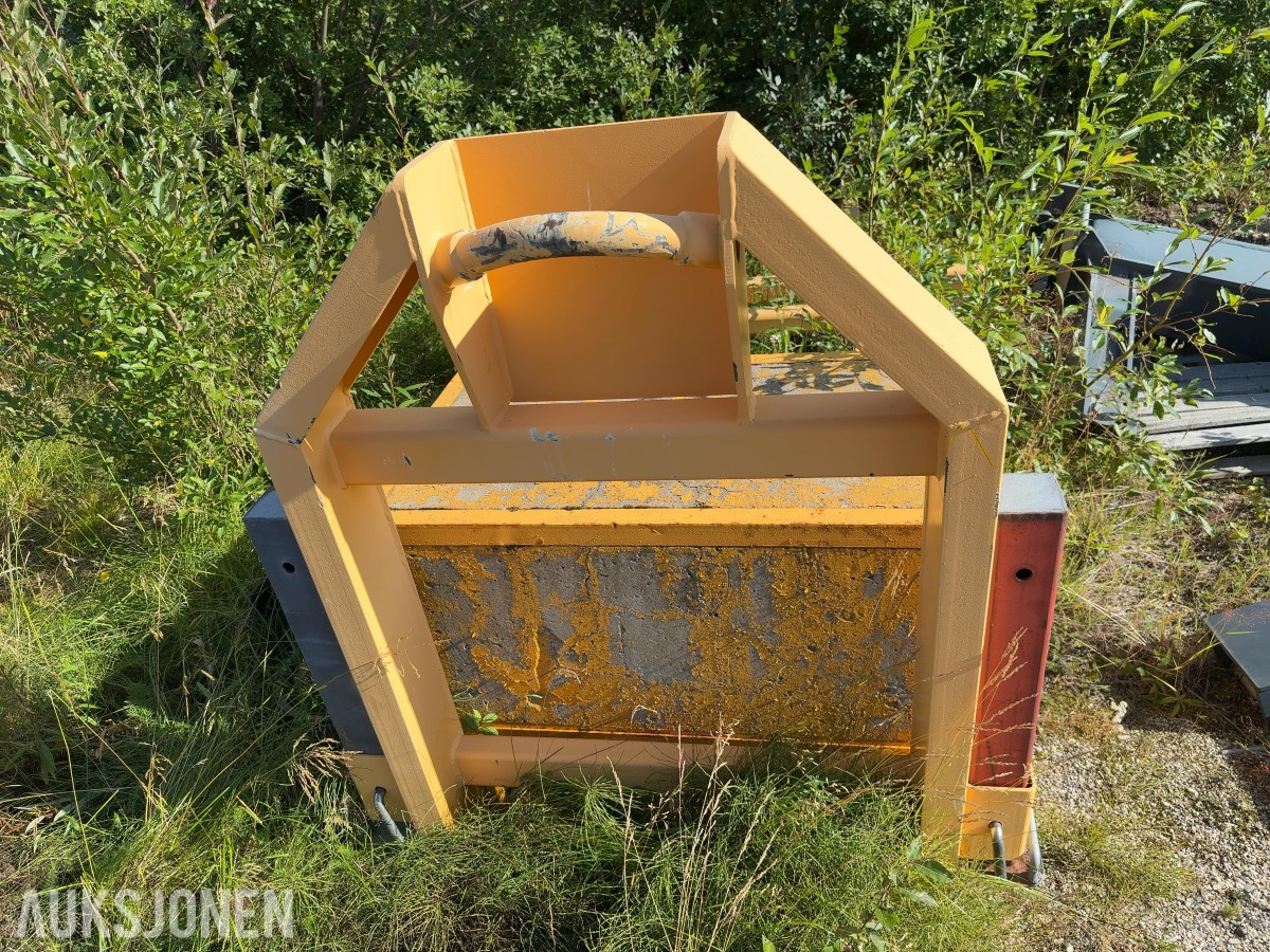 Krokramme med betonglodd