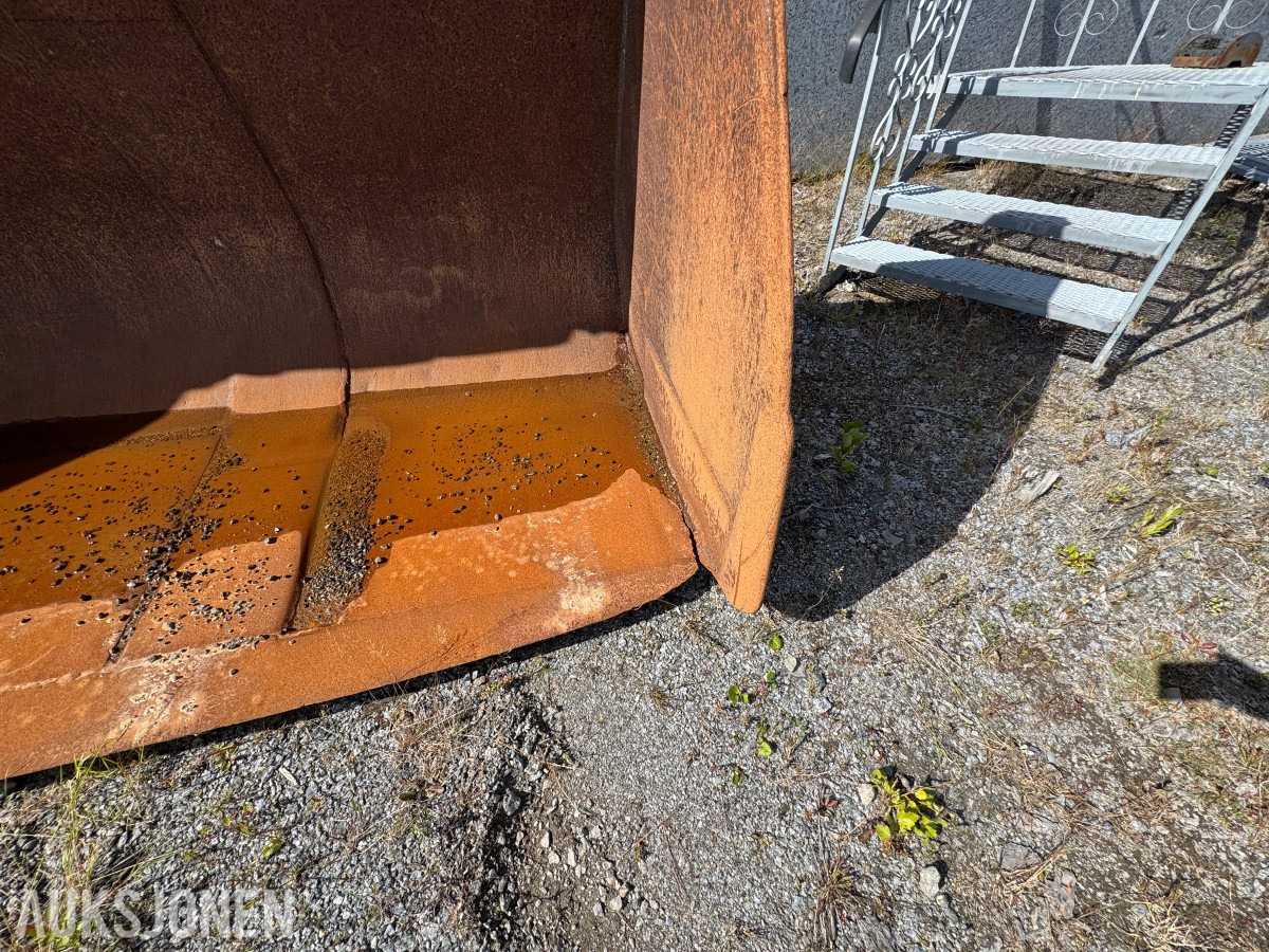 Stor hjullasterskuffe / lasteskuffe – ca. 325 cm bredde