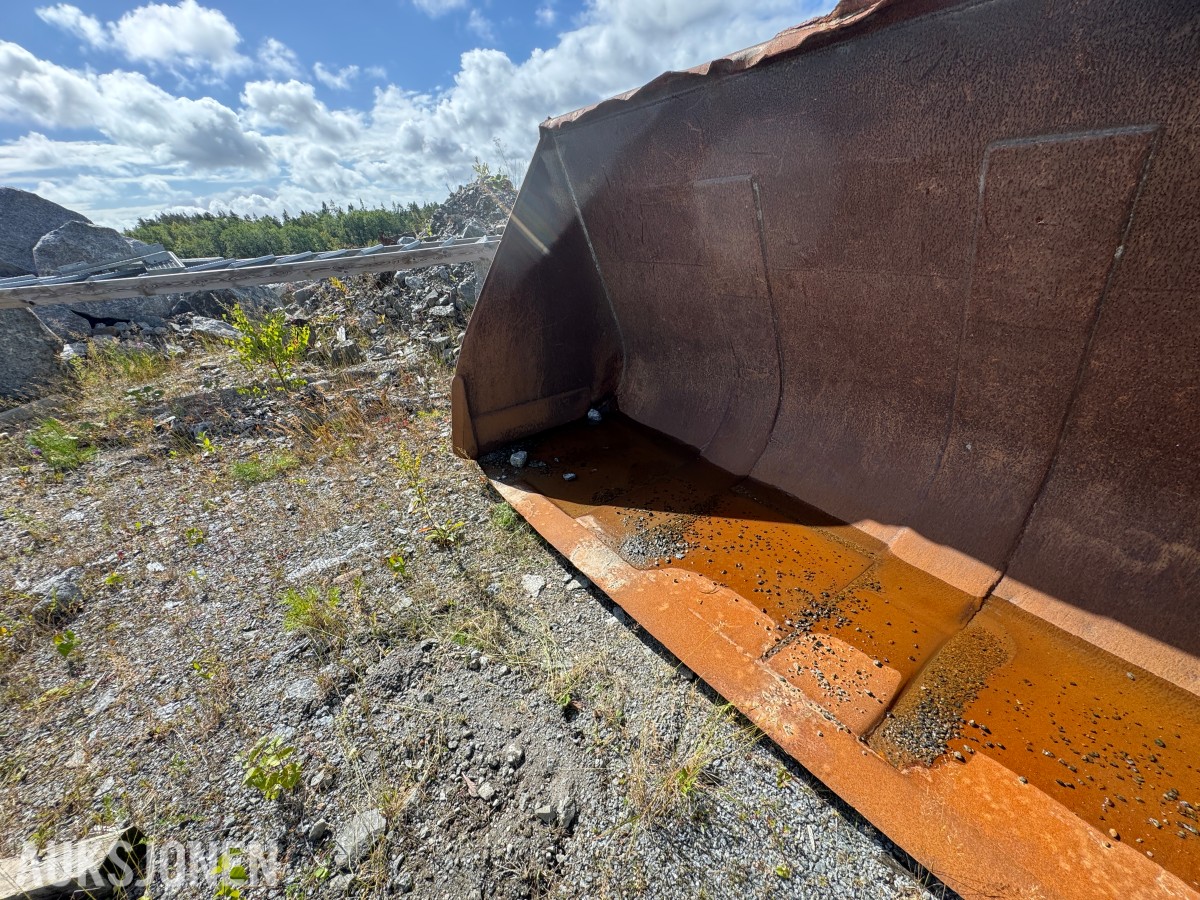 Stor hjullasterskuffe / lasteskuffe – ca. 325 cm bredde