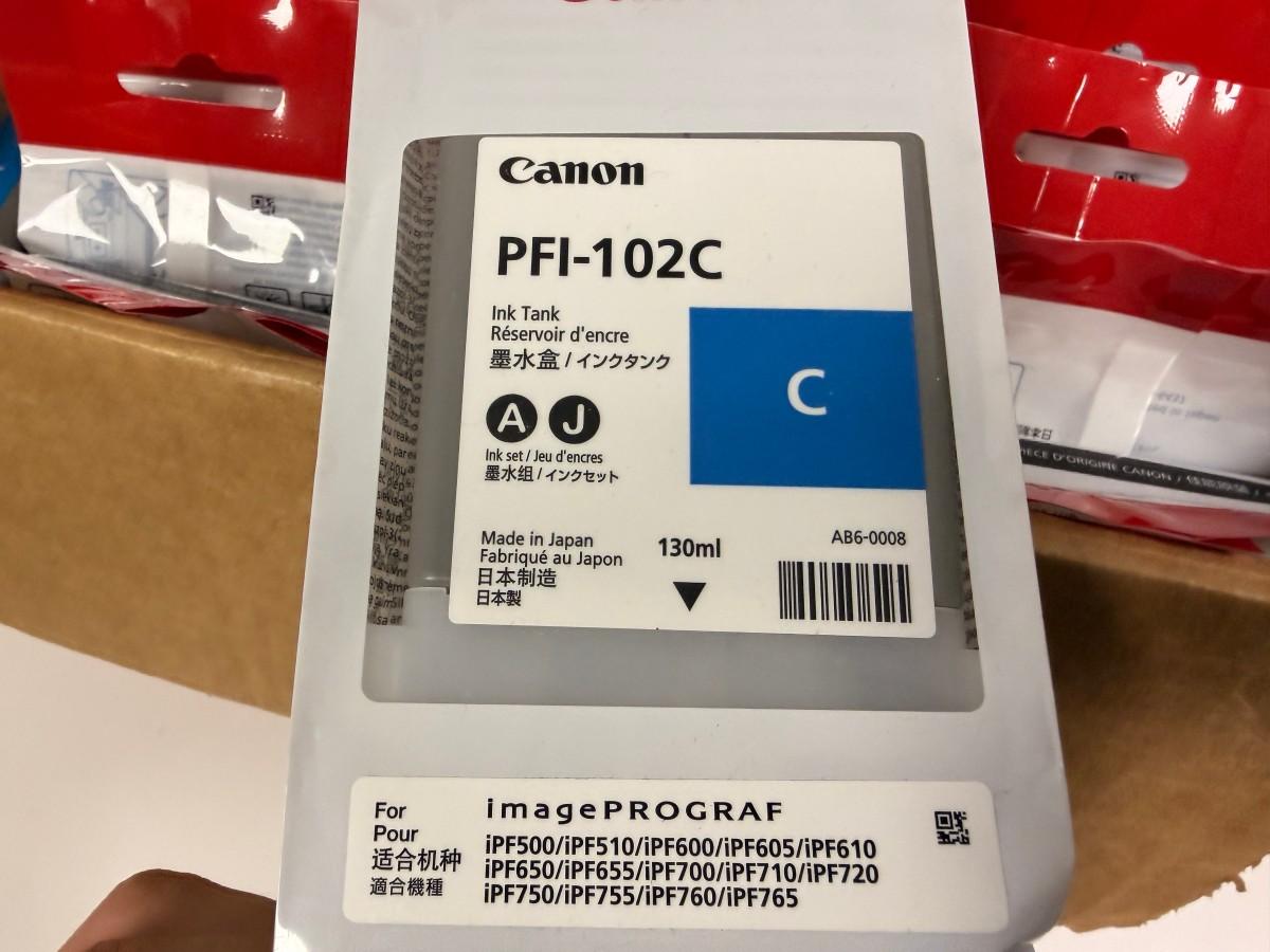 Canon PFI-102 og PFI-104 blekkpatroner 130 ml til imagePROGRAF