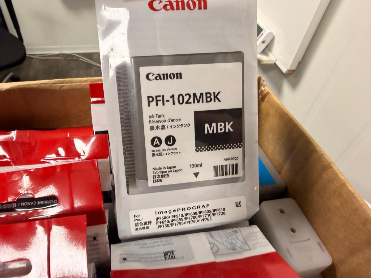 Canon PFI-102 og PFI-104 blekkpatroner 130 ml til imagePROGRAF