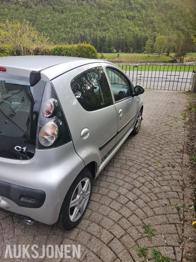 2010 Citroen C1 1.0 68hk eu ok 12.2027 manuell 168000km