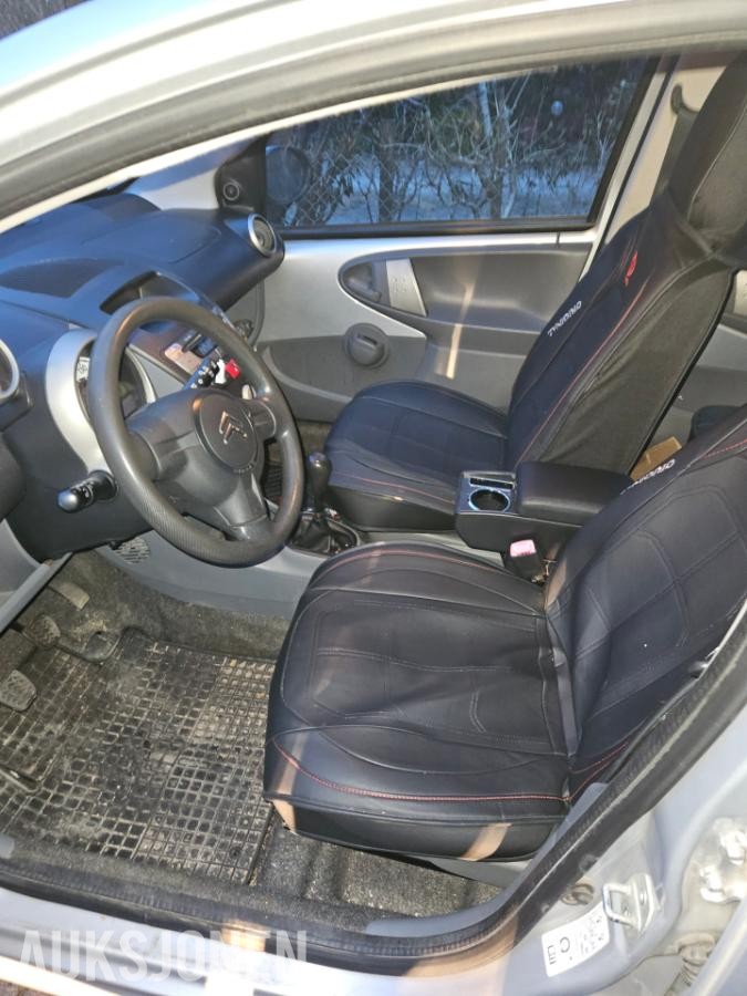 2010 Citroen C1 1.0 68hk eu ok 12.2027 manuell 168000km