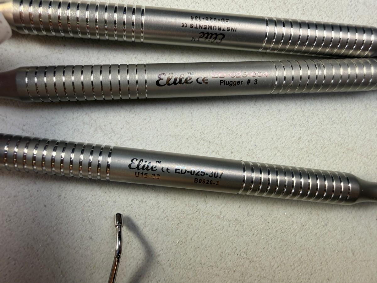 Parti med 18 stk MedixDent Elite dentalinstrumenter