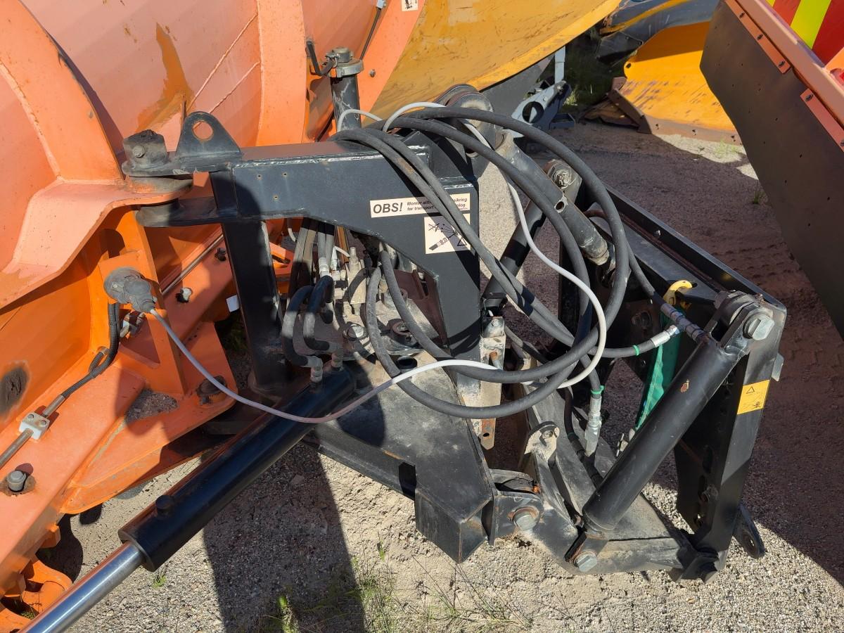2007 Tellefsdal HD45 3700 høytkastende diagonal plog med sving