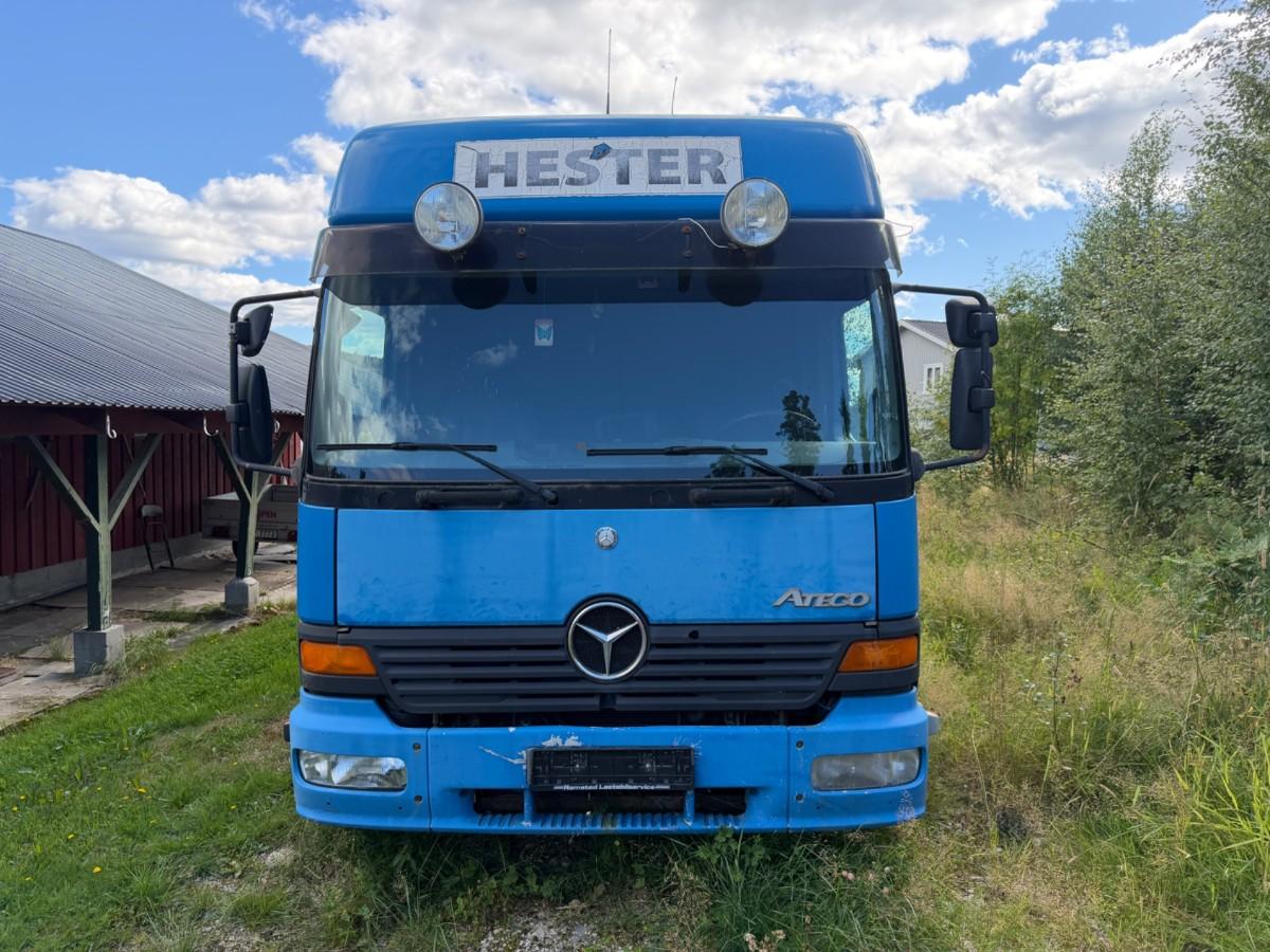 2000 Mercedes-Benz Atego 823 - skapbil