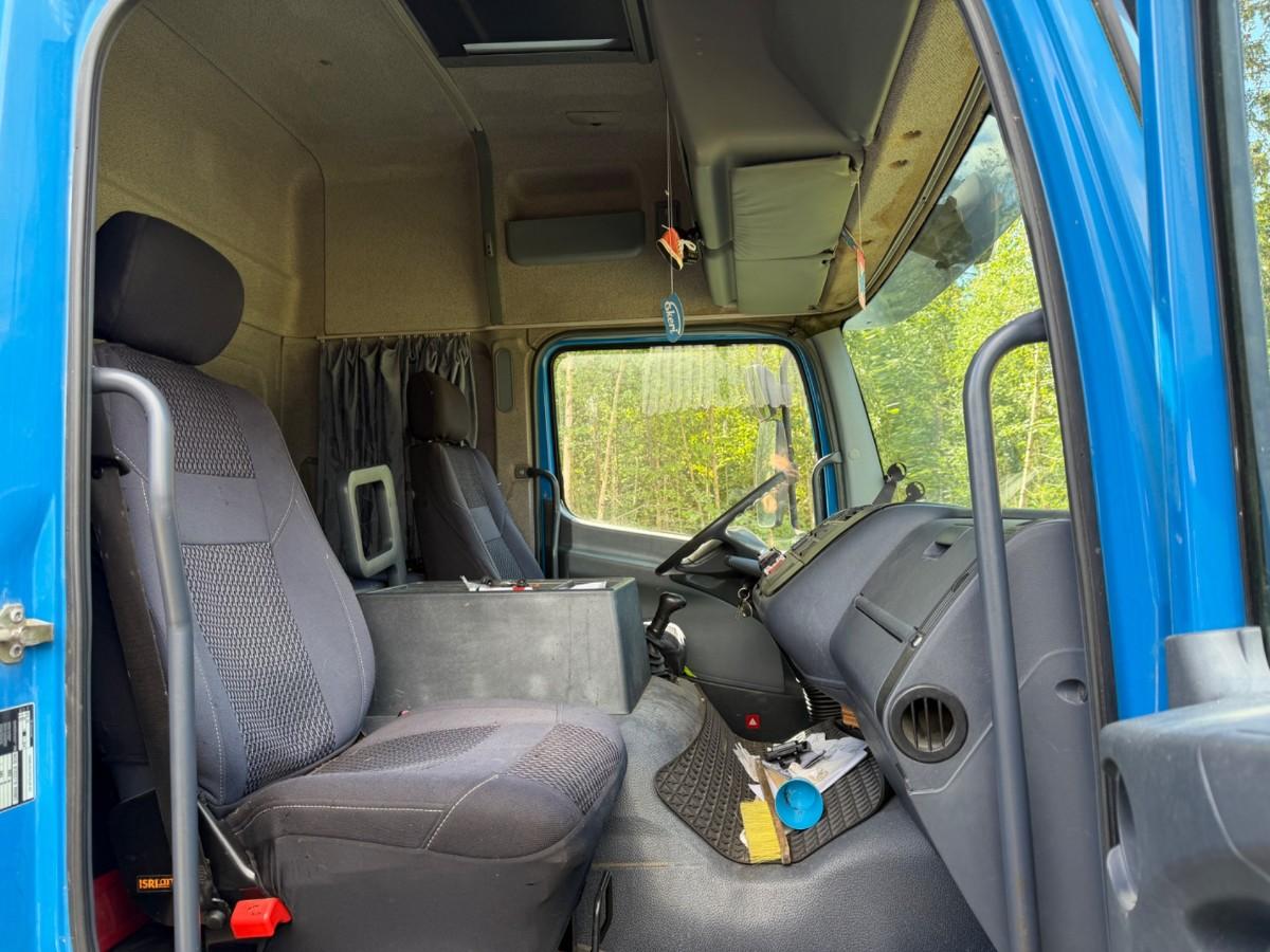 2000 Mercedes-Benz Atego 823 - skapbil