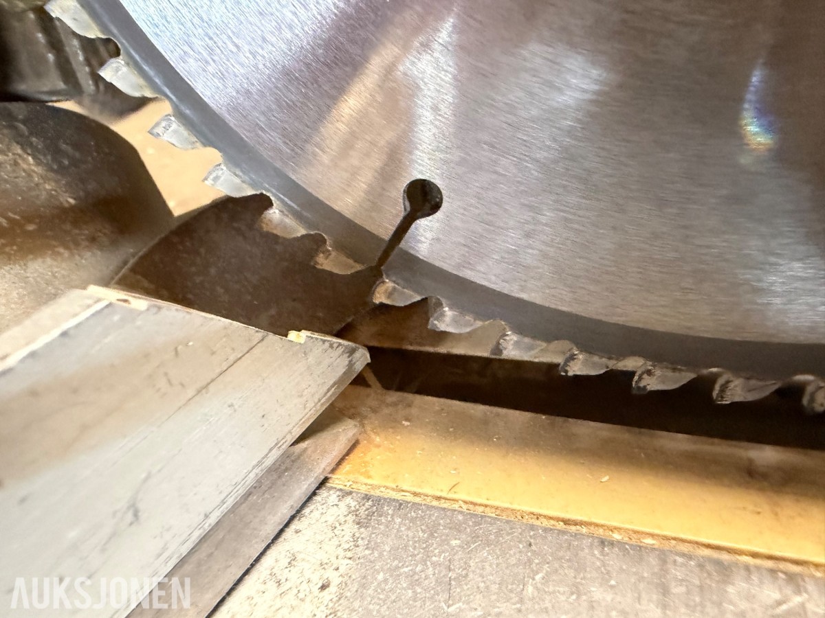 Dewalt sager: DW 777 qs og DW 743
