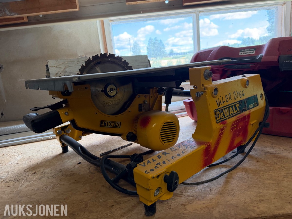 Dewalt sager: DW 777 qs og DW 743