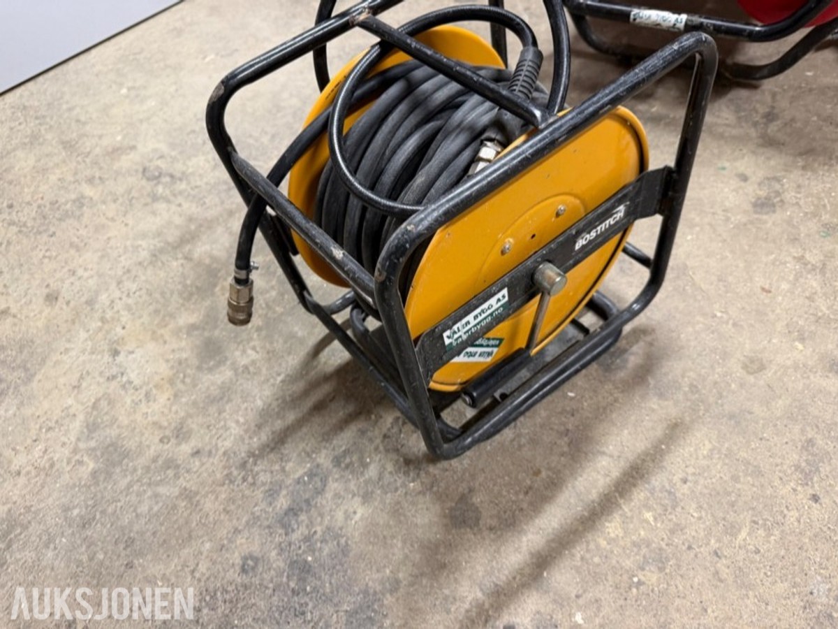 Motek kompressor m/ Bostich spikerpistoler
