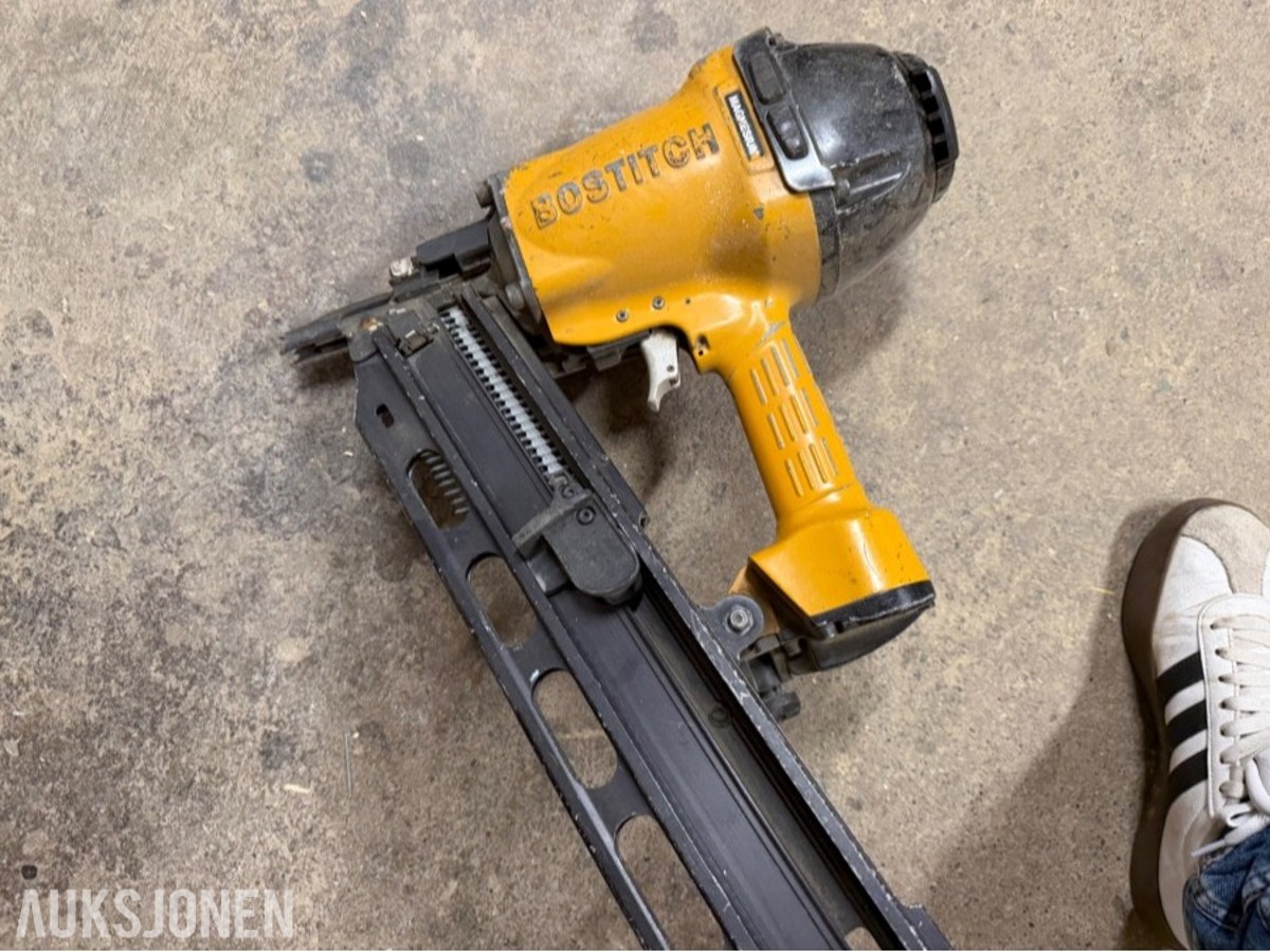 Motek kompressor m/ Bostich spikerpistoler