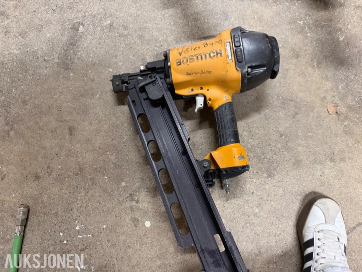 Motek kompressor m/ Bostich spikerpistoler