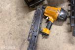 Motek kompressor m/ Bostich spikerpistoler