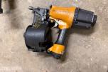 Motek kompressor m/ Bostich spikerpistoler