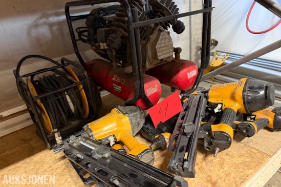 Motek kompressor m/ Bostich spikerpistoler