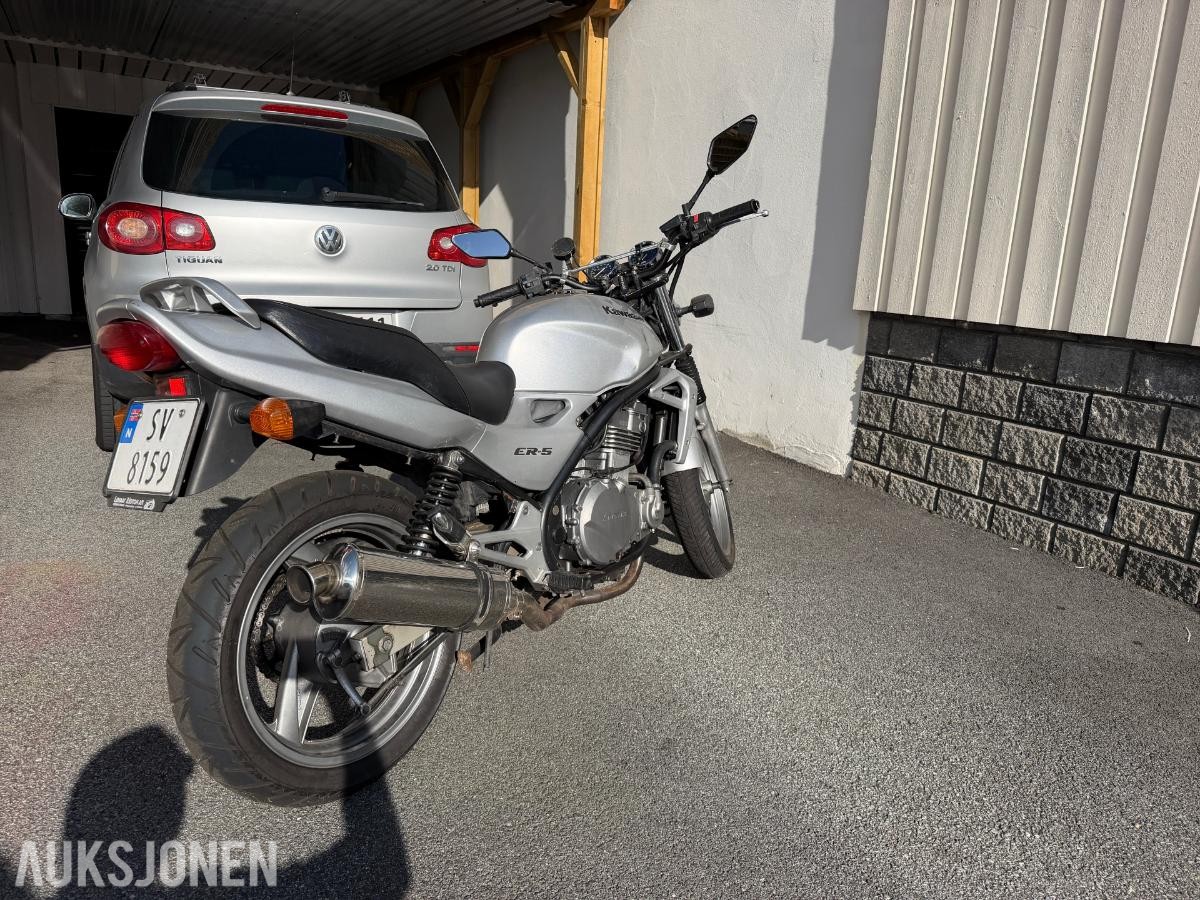 1998 Kawasaki ER 5 - TUNG MC - FØRSTEGANGS SYKKEL