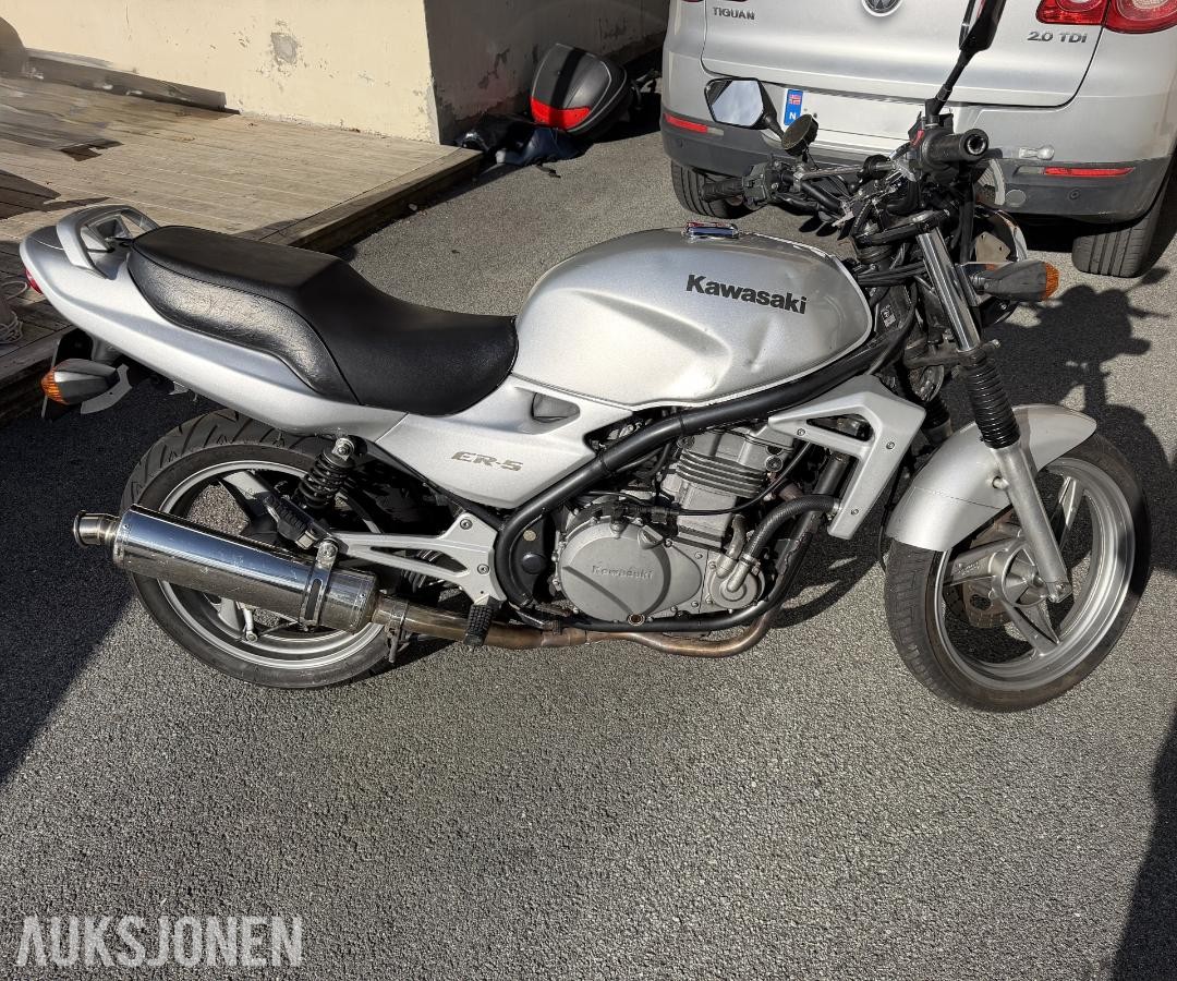 1998 Kawasaki ER 5 - TUNG MC - FØRSTEGANGS SYKKEL