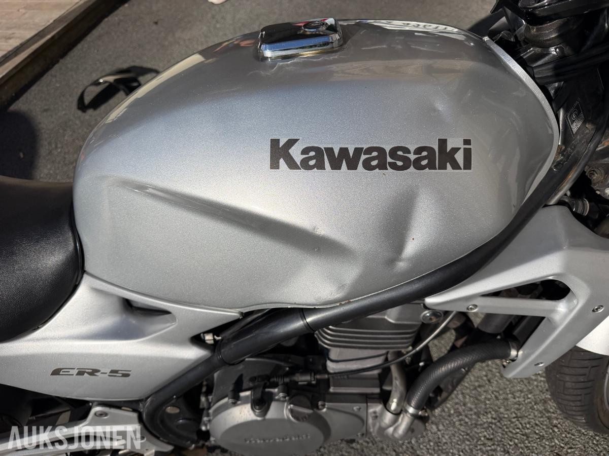 1998 Kawasaki ER 5 - TUNG MC - FØRSTEGANGS SYKKEL