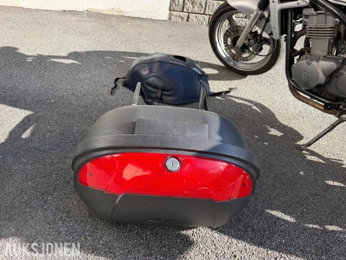 1998 Kawasaki ER 5 - TUNG MC - FØRSTEGANGS SYKKEL