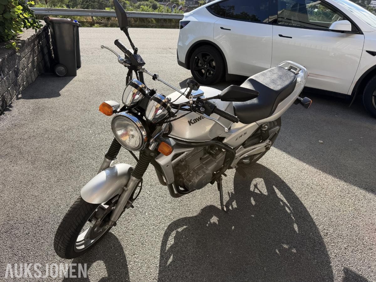 1998 Kawasaki ER 5 - TUNG MC - FØRSTEGANGS SYKKEL