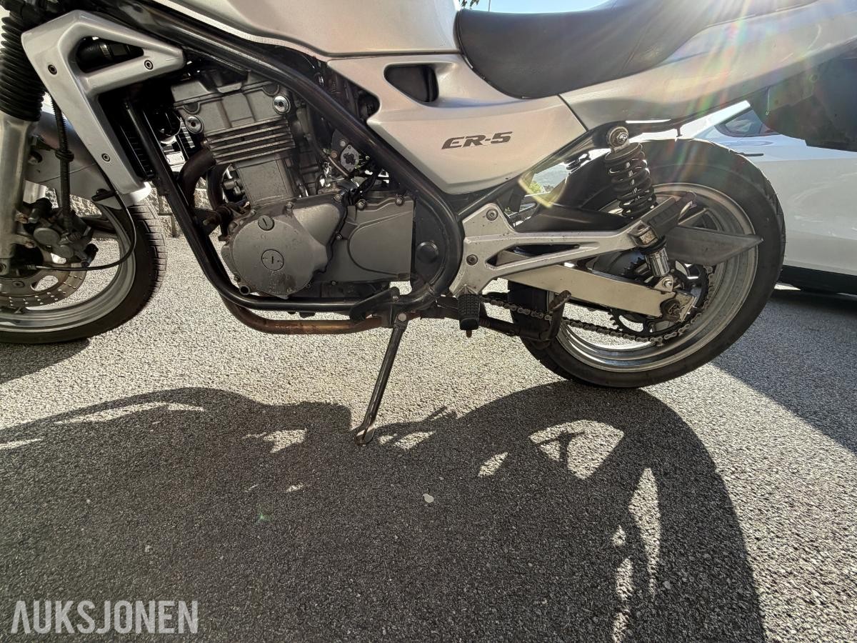 1998 Kawasaki ER 5 - TUNG MC - FØRSTEGANGS SYKKEL