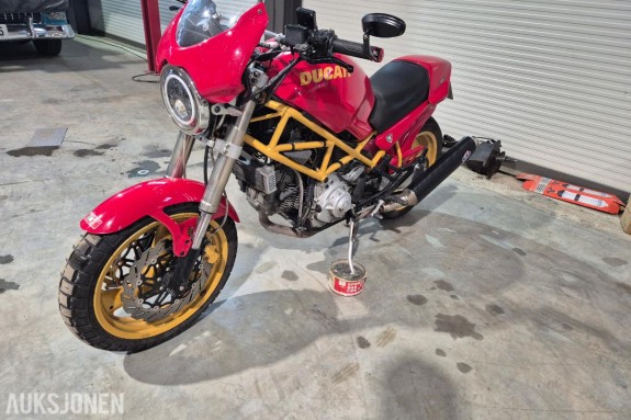 1997 Ducati Monster 900 - LAV KM