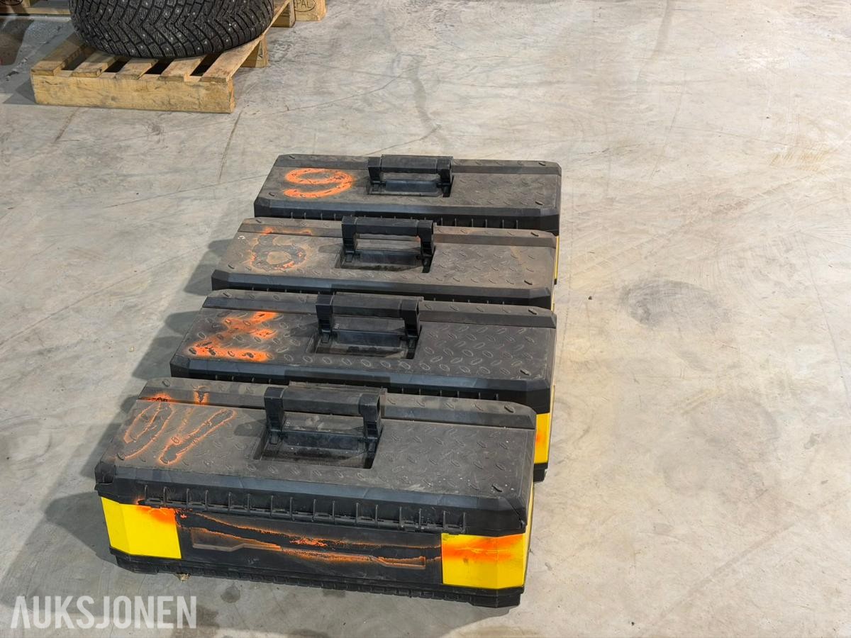 2024 Stanley verktøykasser -  Metal tool box