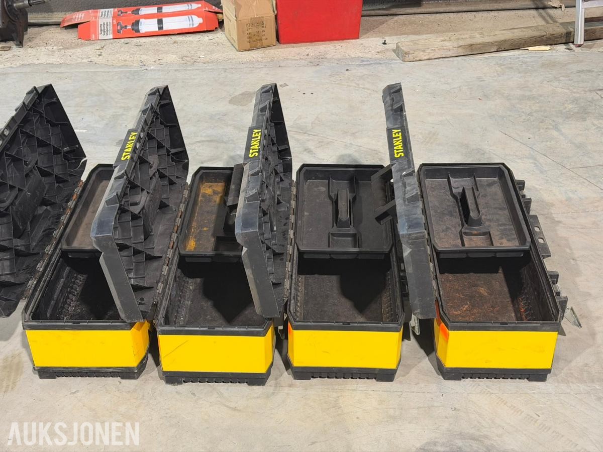 2024 Stanley verktøykasser -  Metal tool box