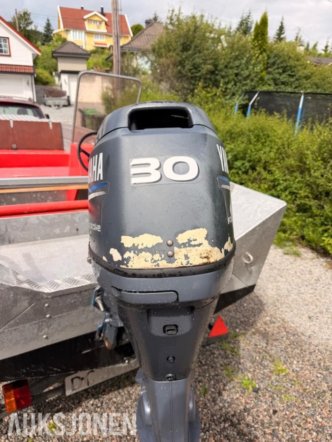 1985 Buster R med Yamaha 30 hk og tilhenger