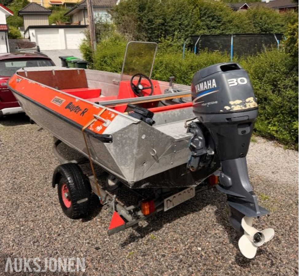 1985 Buster R med Yamaha 30 hk og tilhenger