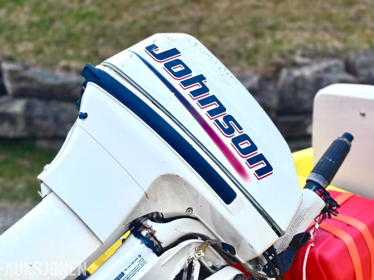 9 fot speedbåt med Johnson GT 9,9HK og henger