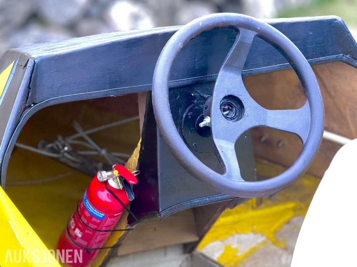 9 fot speedbåt med Johnson GT 9,9HK og henger