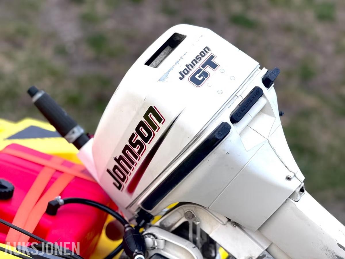 9 fot speedbåt med Johnson GT 9,9HK og henger